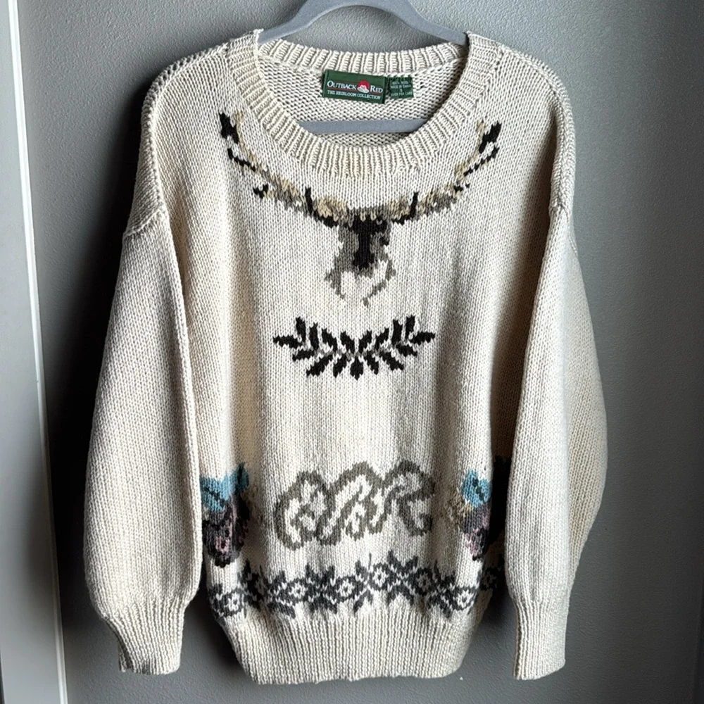 The heirloom collection, deer monogrammed vintage crew neck, cream, size small.